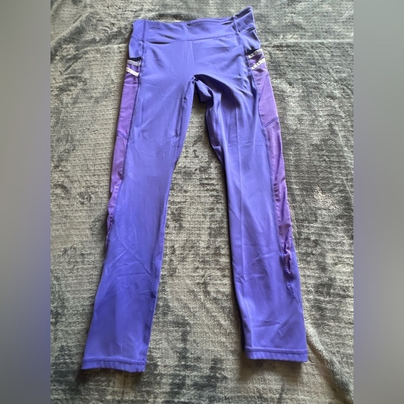 Womens Size Medium Purple Fabletics Leggings - Picture 1 of 6